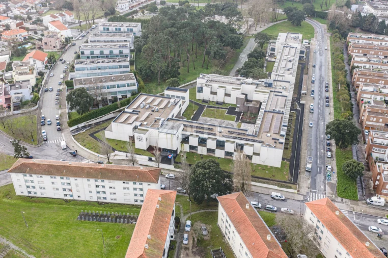 Escritório para Arrendamento em Aldoar, Foz do Douro e Nevogilde Foto 13