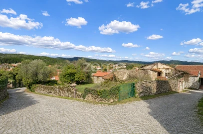 Terreno para Venda em Santa Valha