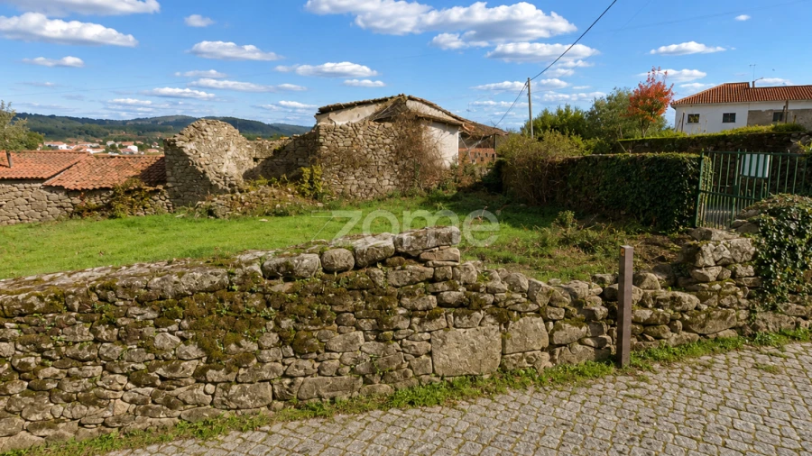 Terreno para Venda em Santa Valha