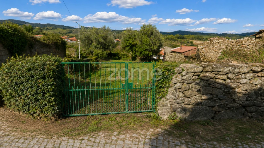 Terreno para Venda em Santa Valha