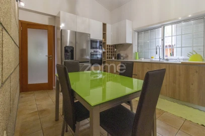 Moradia T5 para Venda em Este (São Pedro e São Mamede)