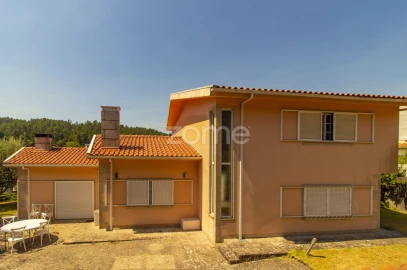 Moradia T5 para Venda em Este (São Pedro e São Mamede)