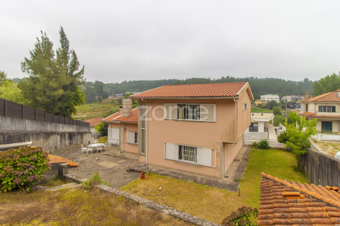 Moradia T5 para Venda em Este (São Pedro e São Mamede) Foto 37