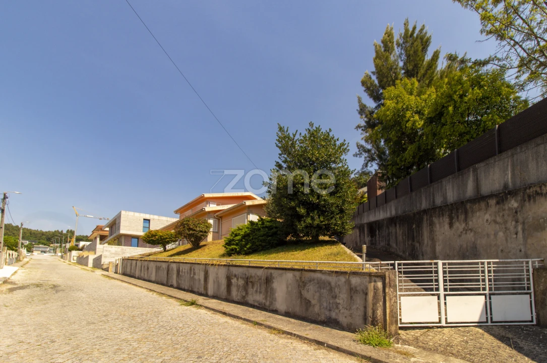 Moradia T5 para Venda em Este (São Pedro e São Mamede) Foto 36