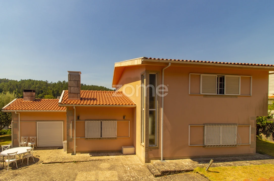 Moradia T5 para Venda em Este (São Pedro e São Mamede) Foto 38