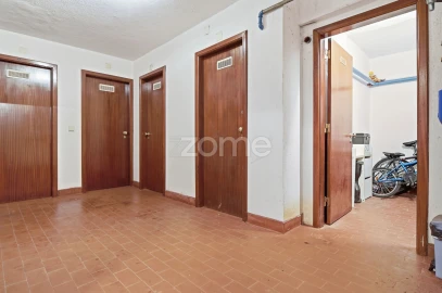 Apartamento T3 para Venda em Oeiras e São Julião da Barra, Paço de Arcos e Caxias