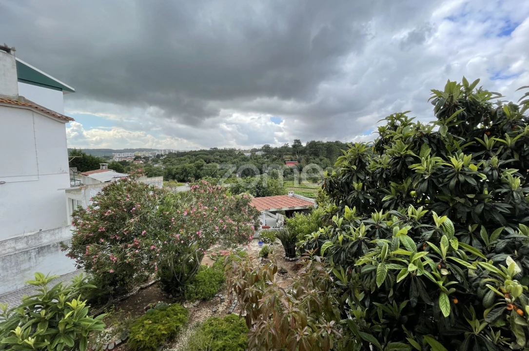 Apartamento T2 para Venda em Santo Antão e São Julião do Tojal Foto 8