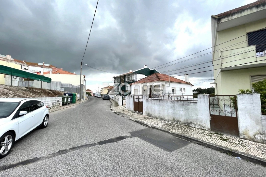 Apartamento T2 para Venda em Santo Antão e São Julião do Tojal Foto 2