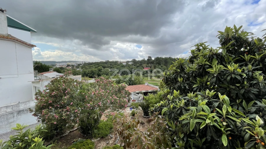 Apartamento T2 para Venda em Santo Antão e São Julião do Tojal