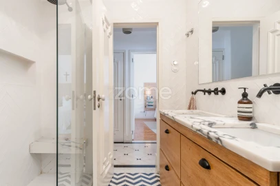 Apartamento T3 para Arrendamento em Alvalade