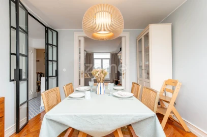 Apartamento T3 para Arrendamento em Alvalade
