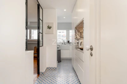 Apartamento T3 para Arrendamento em Alvalade