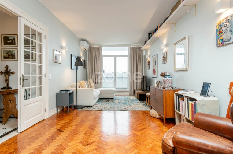 Apartamento T3 para Arrendamento em Alvalade Foto 14