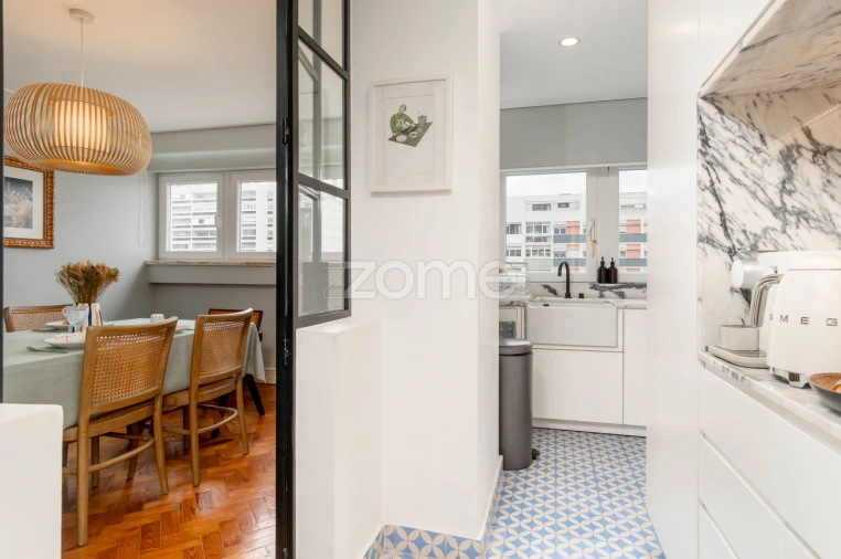 Apartamento T3 para Arrendamento em Alvalade Foto 17