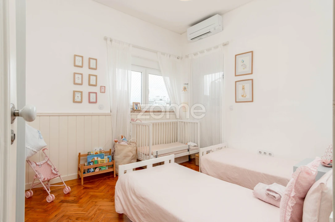 Apartamento T3 para Arrendamento em Alvalade Foto 23