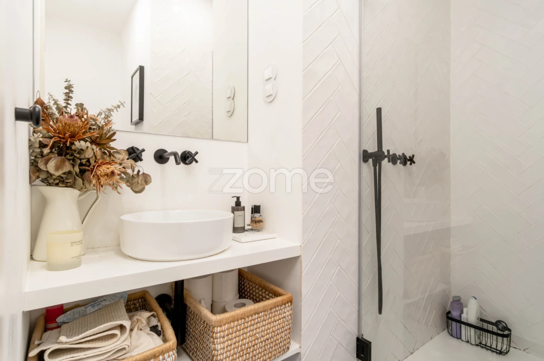 Apartamento T3 para Arrendamento em Alvalade Foto 34
