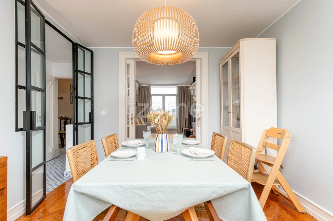 Apartamento T3 para Arrendamento em Alvalade Foto 11