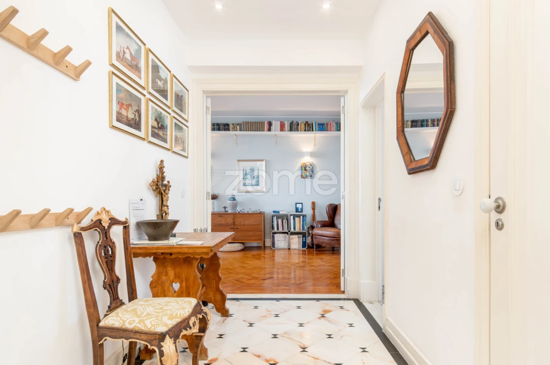 Apartamento T3 para Arrendamento em Alvalade Foto 3