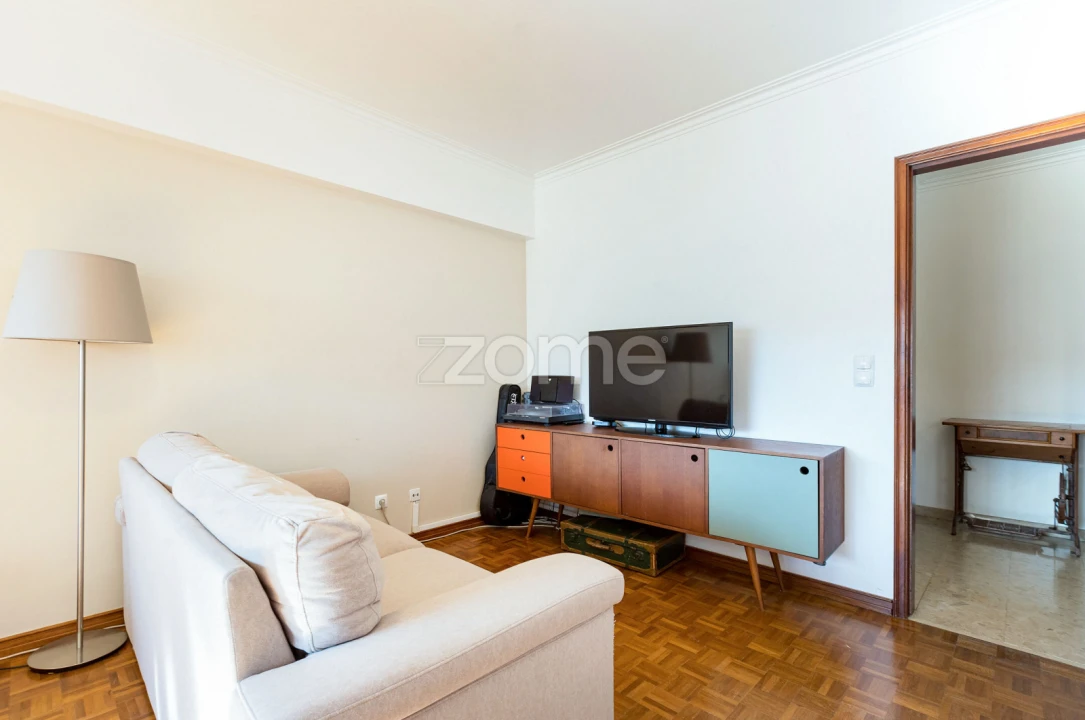 Apartamento T2 para Venda em Sacavém e Prior Velho Foto 9