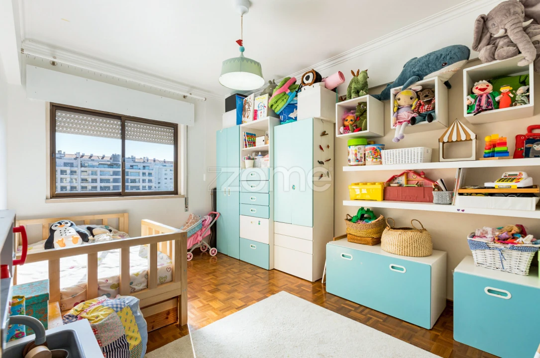 Apartamento T2 para Venda em Sacavém e Prior Velho Foto 17