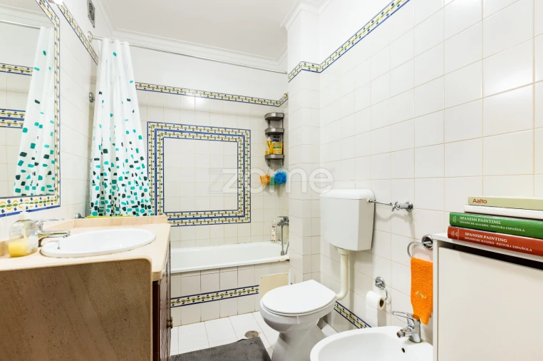 Apartamento T2 para Venda em Sacavém e Prior Velho Foto 15