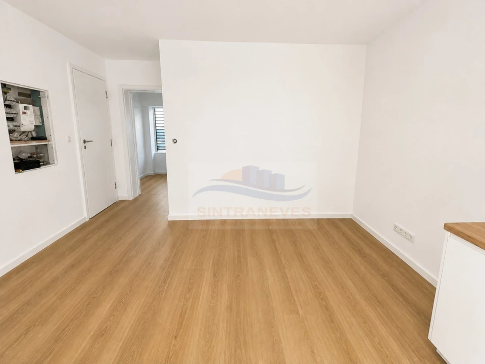 Apartamento T4 para Venda em Águas Livres Foto 16
