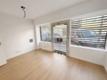 Apartamento T4 para Venda em Águas Livres