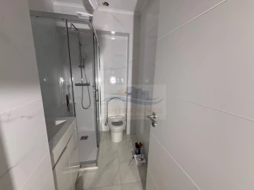 Apartamento T4 para Venda em Águas Livres