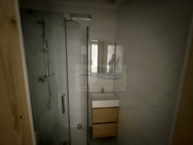 Apartamento T4 para Venda em Águas Livres Foto 14
