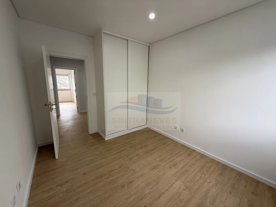 Apartamento T2 para Venda em Mina de Água Foto 7