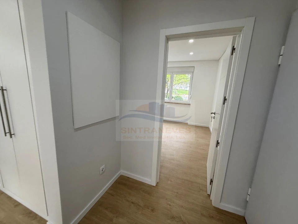 Apartamento T2 para Venda em Mina de Água Foto 8