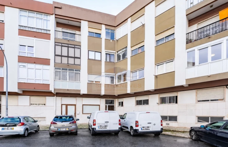 Apartamento T2 para Venda em Mina de Água Foto 5
