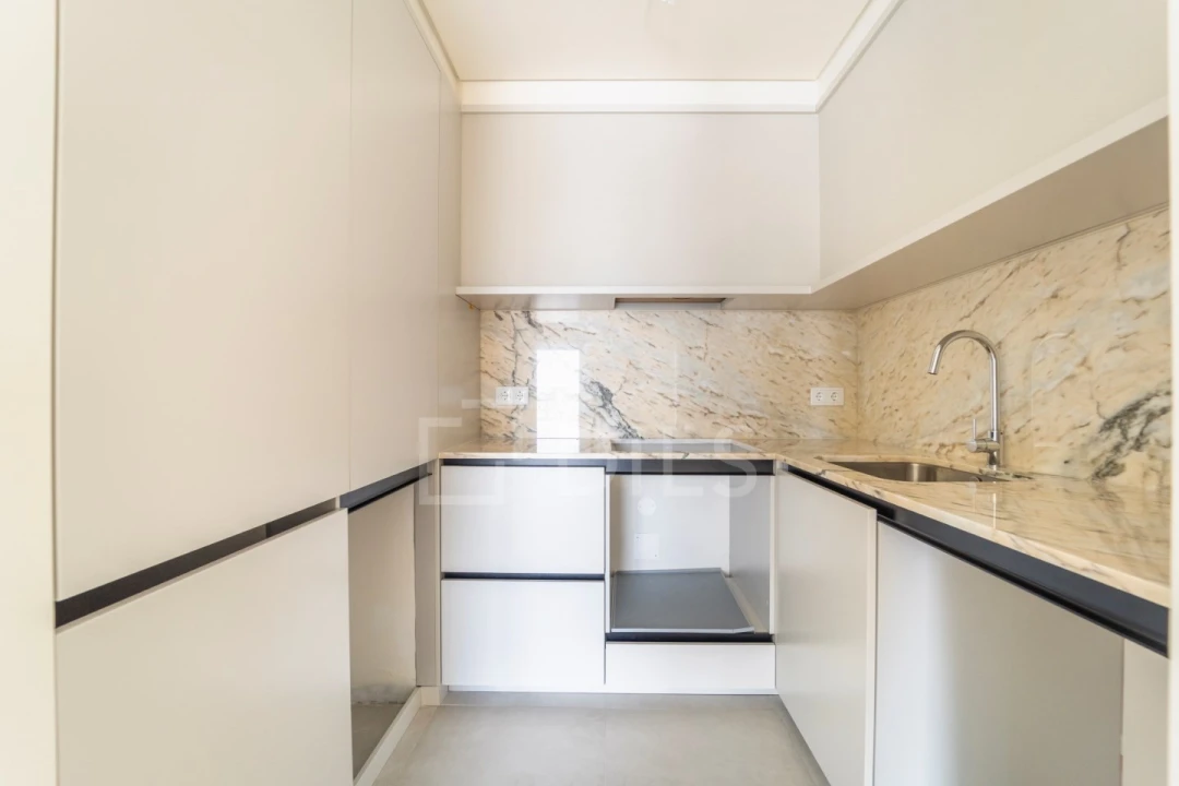 Apartamento T2 para Venda em Lordelo do Ouro e Massarelos Foto 3