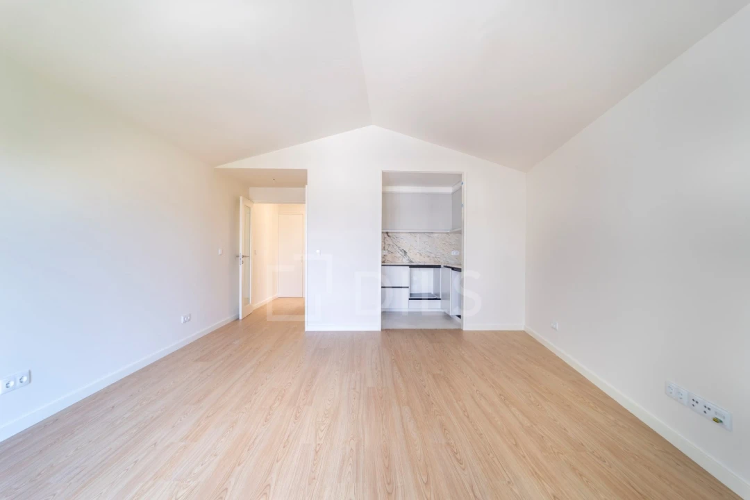Apartamento T2 para Venda em Lordelo do Ouro e Massarelos Foto 6