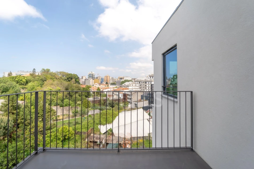 Apartamento T2 para Venda em Lordelo do Ouro e Massarelos Foto 20