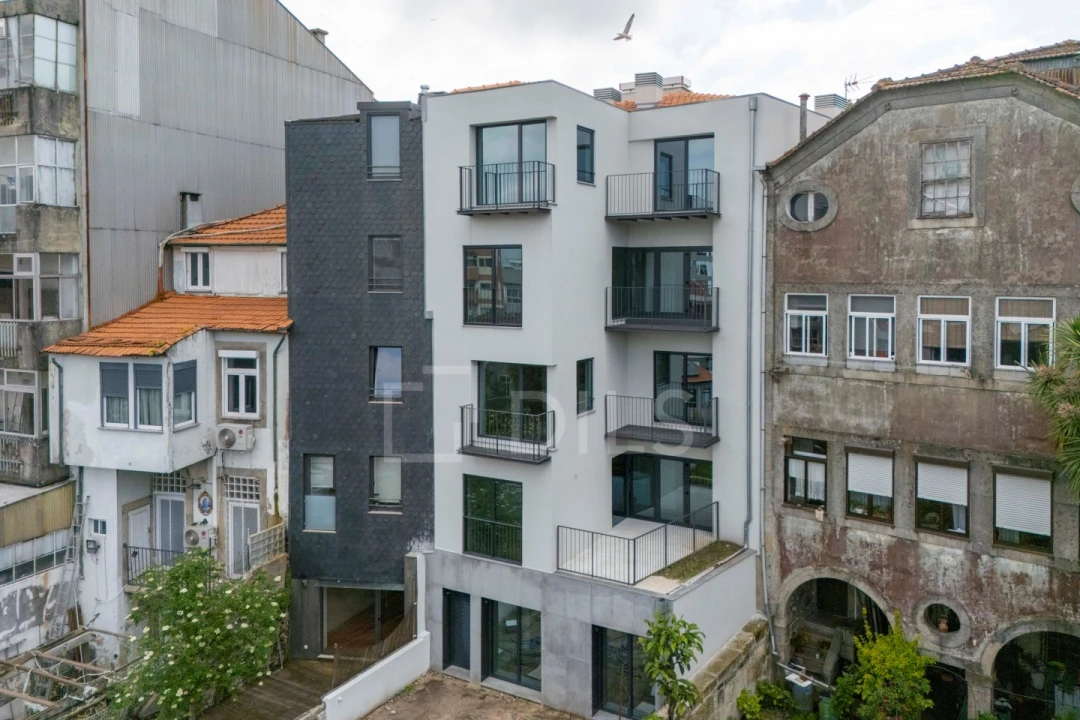 Apartamento T2 para Venda em Lordelo do Ouro e Massarelos Foto 38