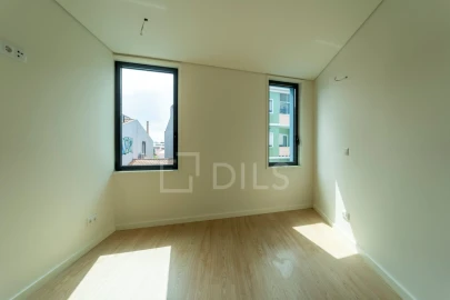 Apartamento T2 para Venda em Lordelo do Ouro e Massarelos
