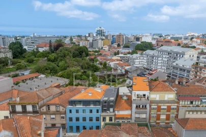 Apartamento T2 para Venda em Lordelo do Ouro e Massarelos