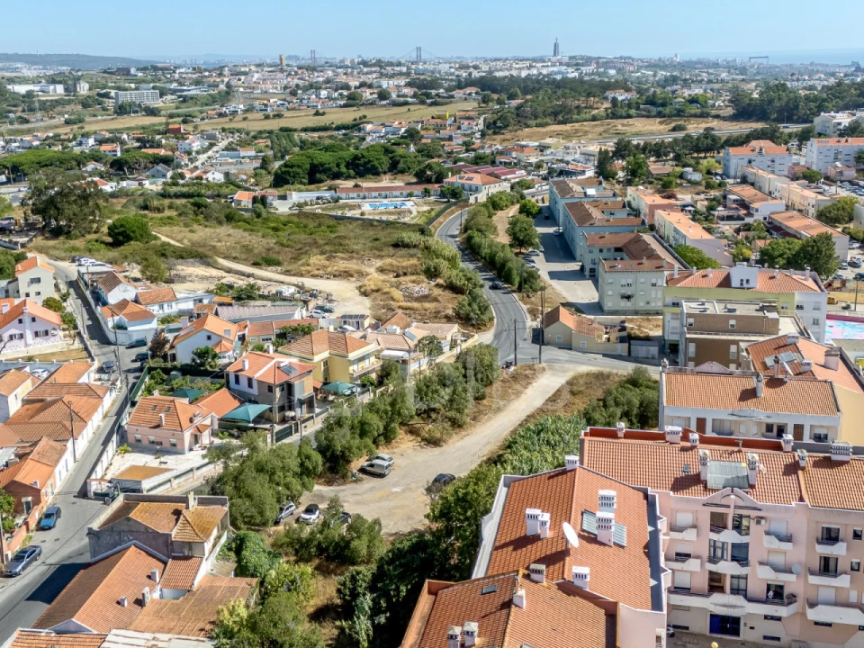 Prédio para Venda em Caparica e Trafaria Foto 5