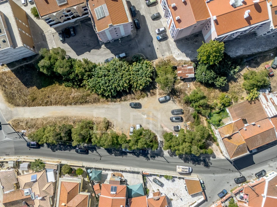 Prédio para Venda em Caparica e Trafaria Foto 10