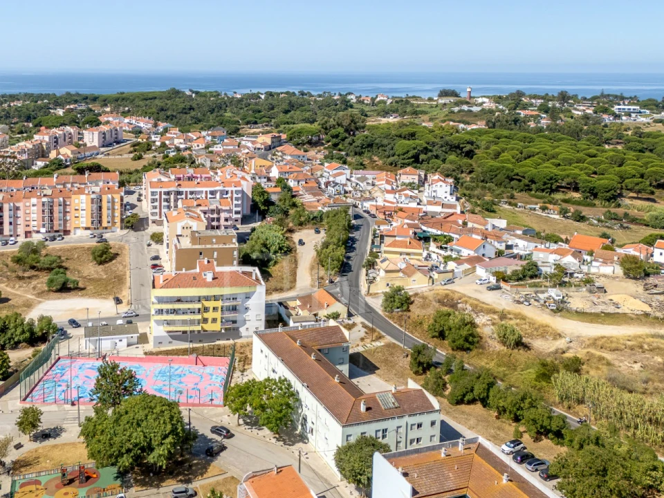 Prédio para Venda em Caparica e Trafaria Foto 12