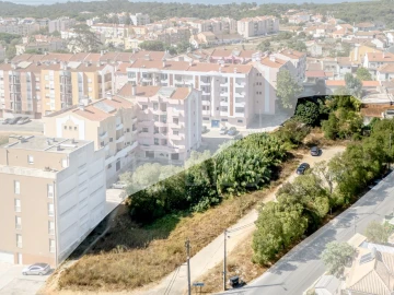 Prédio para Venda em Caparica e Trafaria