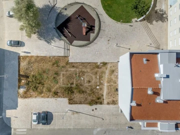 Prédio para Venda em Palhais e Coina