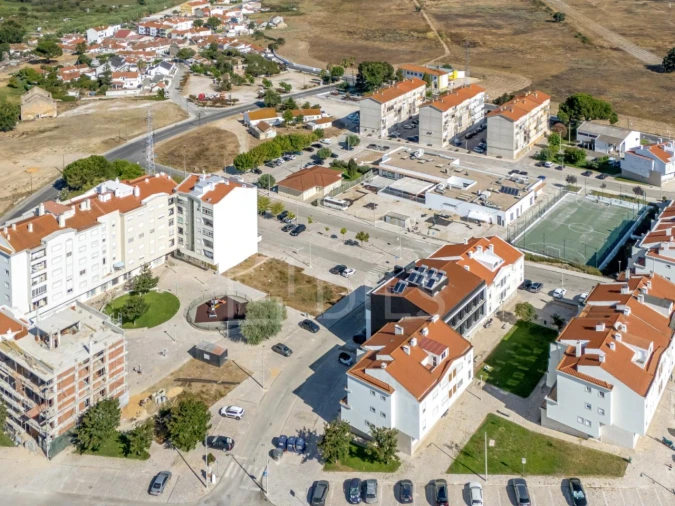 Prédio para Venda em Palhais e Coina Foto 10