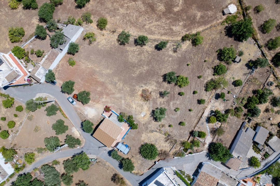 Moradia T3 para Venda em Querença, Tôr e Benafim Foto 11