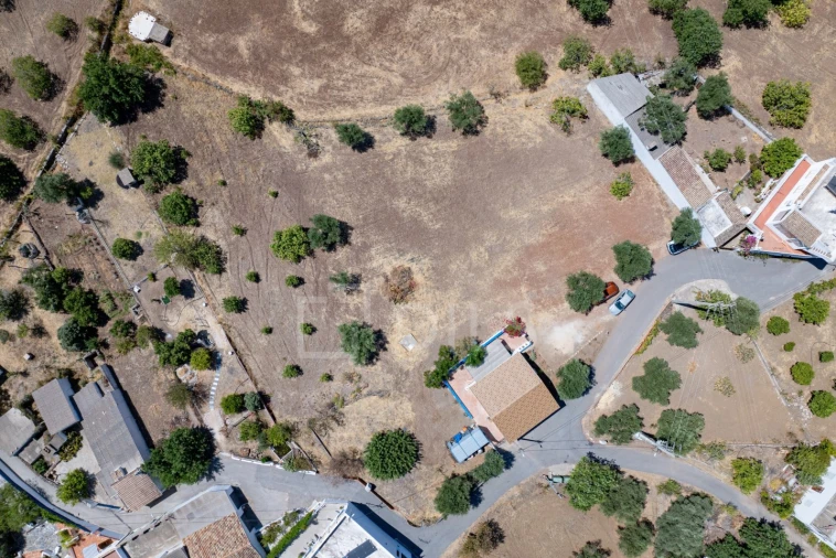 Moradia T3 para Venda em Querença, Tôr e Benafim Foto 20
