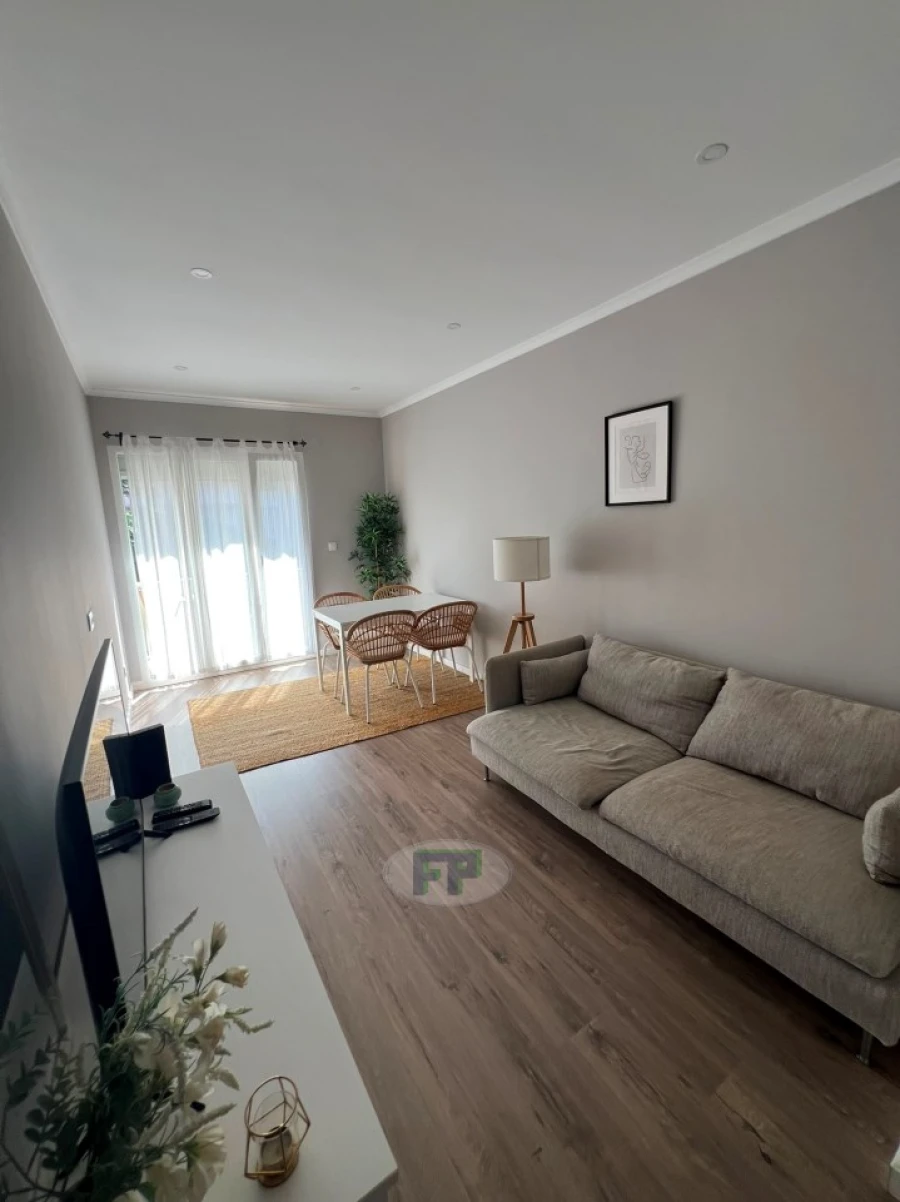 Apartamento T2 para Arrendamento em Penha de França Foto 3