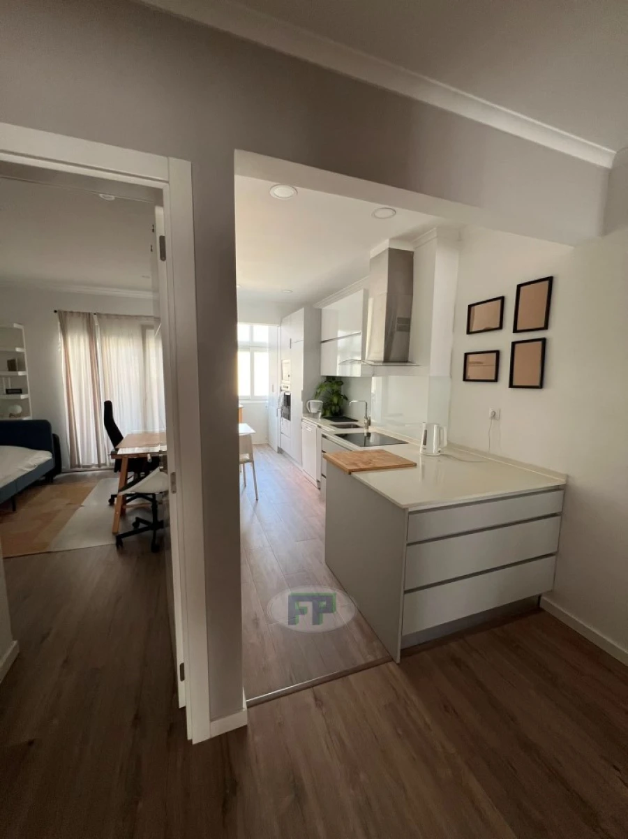 Apartamento T2 para Arrendamento em Penha de França Foto 12