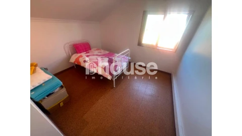Moradia T4 para Venda em Santa Valha