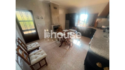 Moradia T4 para Venda em Santa Valha